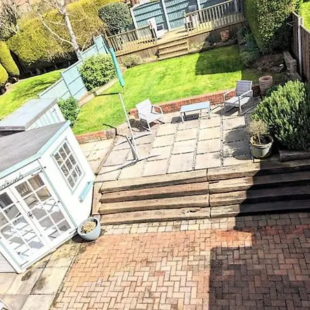 Spacious Lovely 3 Bed House In Keyworth Nottingham Suit Contractors Or Family Exterior photo
